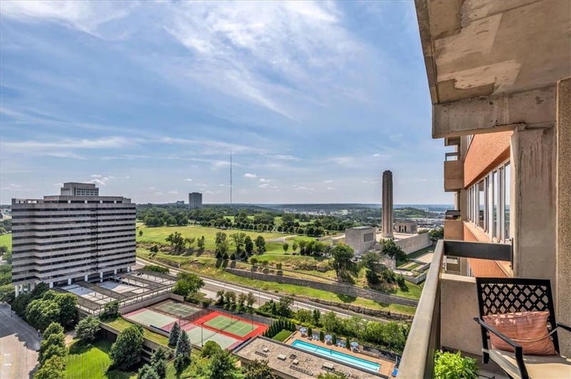 2510 Grand Blvd #2401, Kansas City, MO 64108