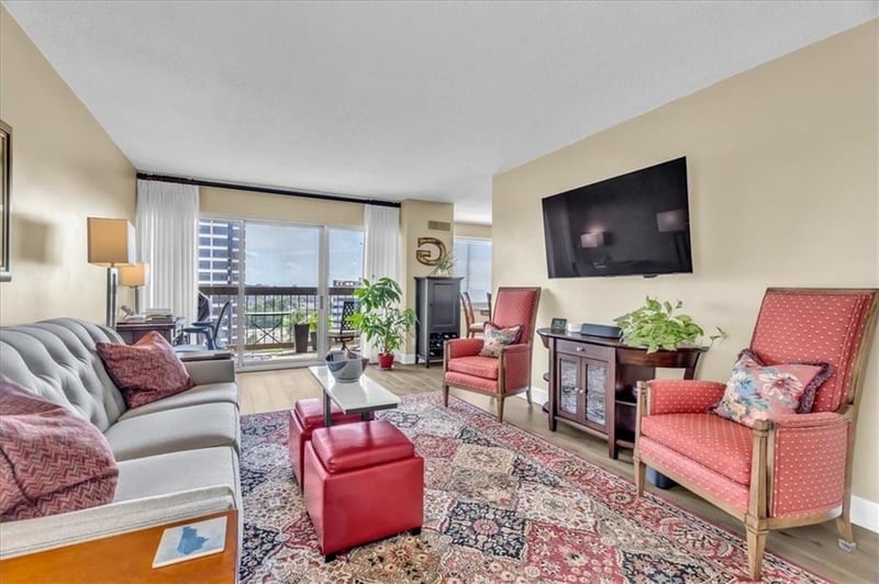 2510 Grand Blvd #2401, Kansas City, MO 64108