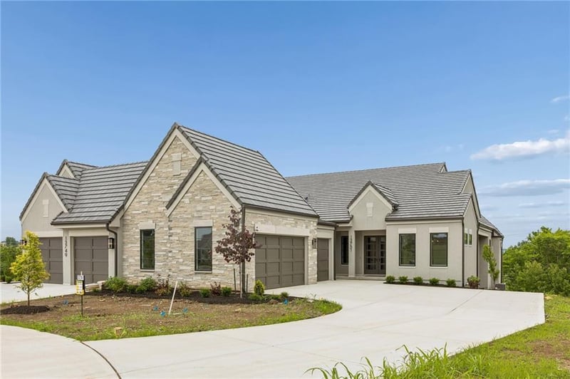 13751 Pembroke Ln, Leawood, KS 66224