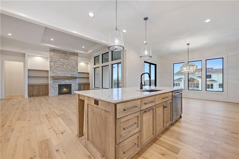 16913 Parkhill St, Overland Park, KS 66221