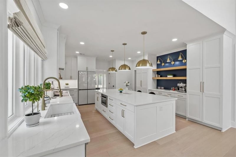 12509 King St, Overland Park, KS 66213