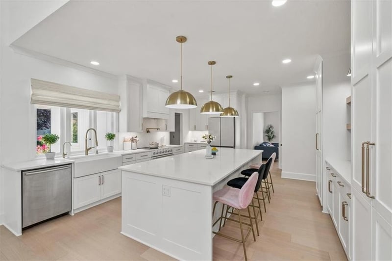 12509 King St, Overland Park, KS 66213