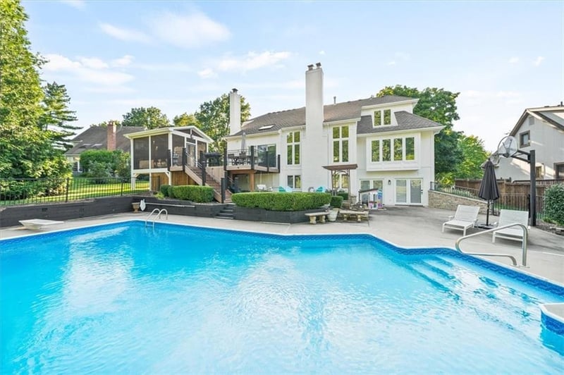 12509 King St, Overland Park, KS 66213