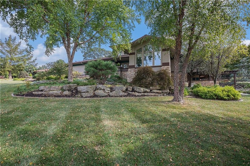 32225 W 88th St, De Soto, KS 66018