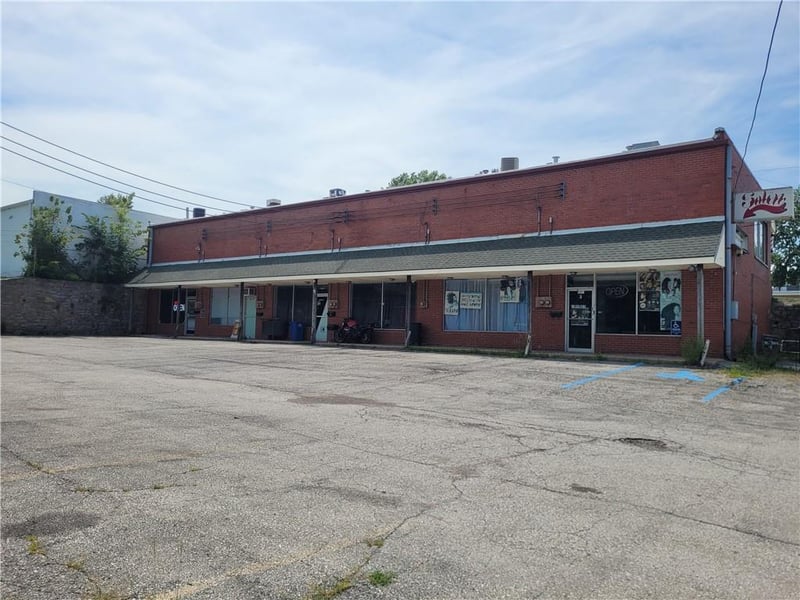 3501 Sterling Ave, Independence, MO 64052