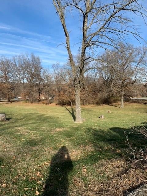 6385 Manchester Ave, Kansas City, MO 64133