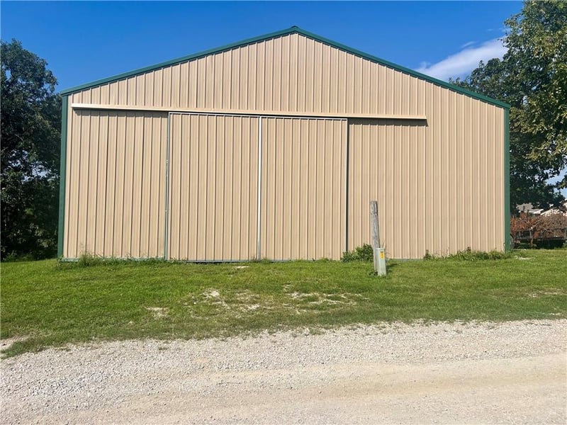 Pacific Ave, Princeton, MO 64673