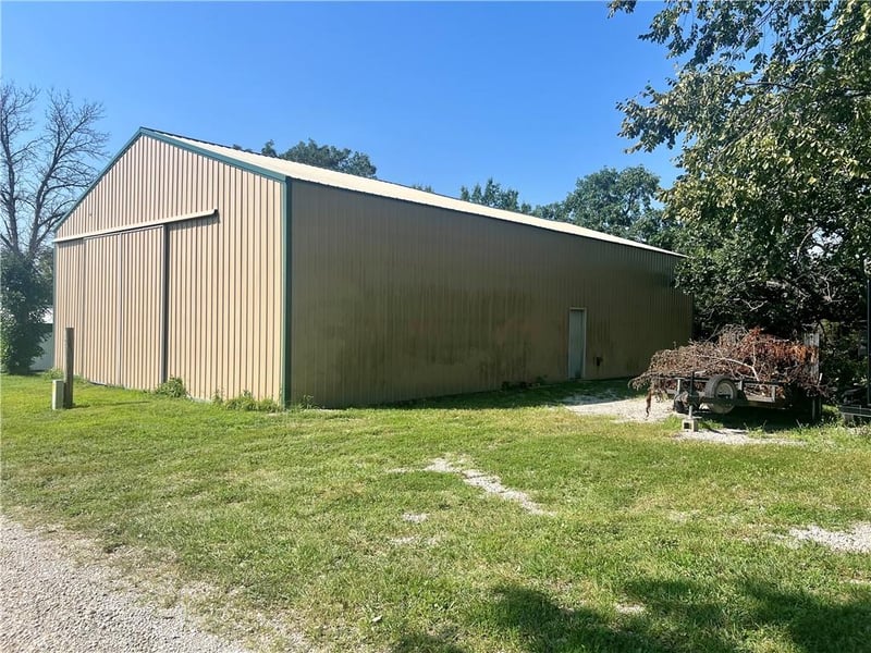Pacific Ave, Princeton, MO 64673