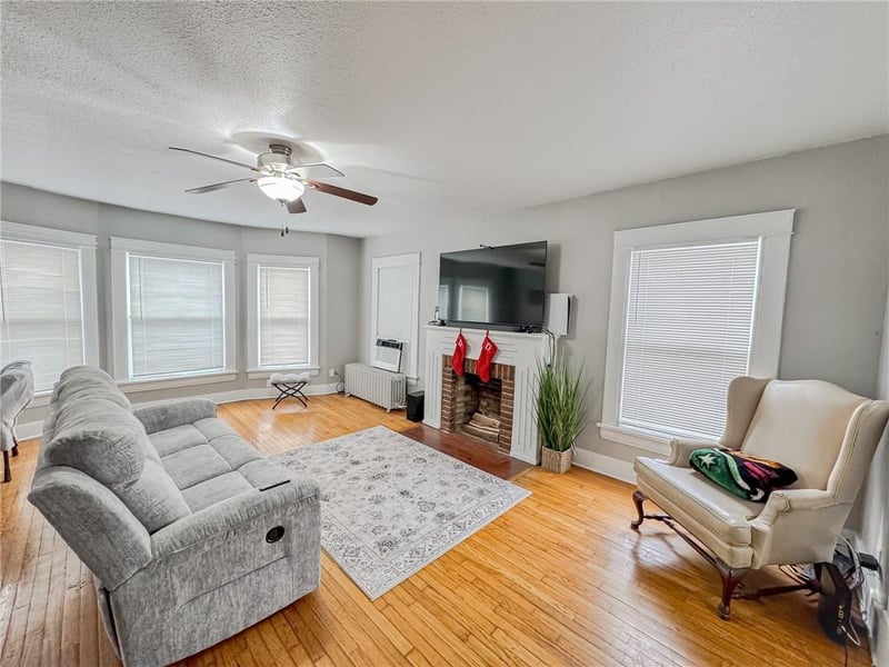 311 3rd St, Maryville, MO 64468