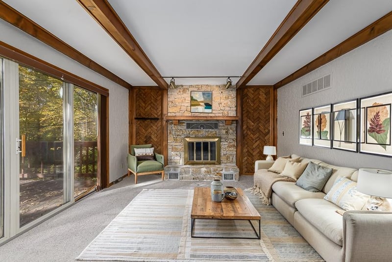 1904 NW 45th Ter, Riverside, MO 64150