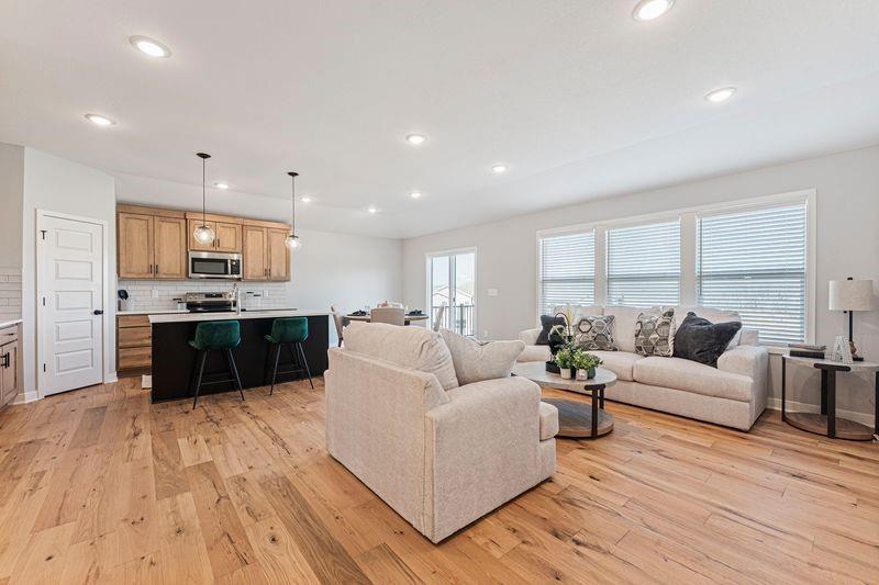 500 Chelmsford Dr, Blue Springs, MO 64014