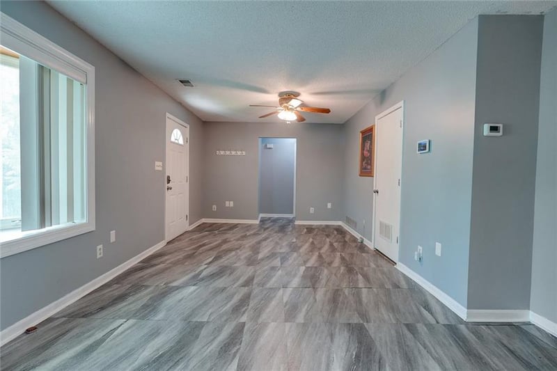 2018 54 St, Kansas City, KS 66104