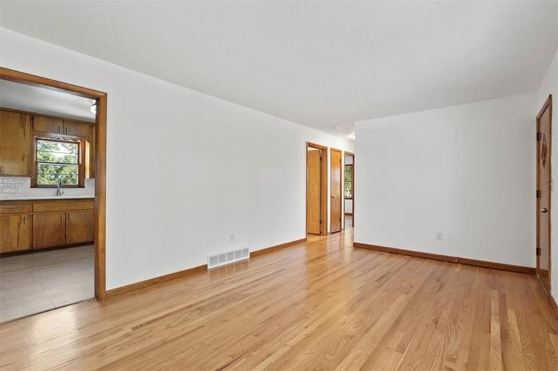 4850 Wood Ave, Kansas City, KS 66102