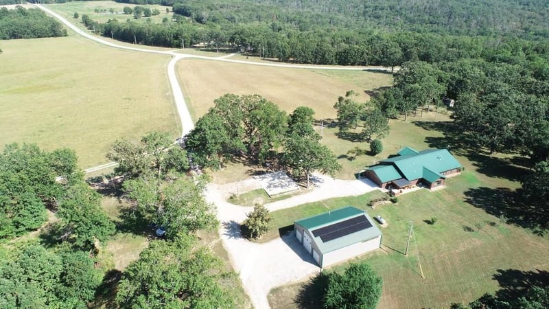 2401 NW 15 Rd, Osceola, MO 64776