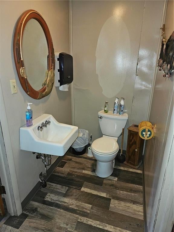 2018 Saint Joseph Ave, St Joseph, MO 64505