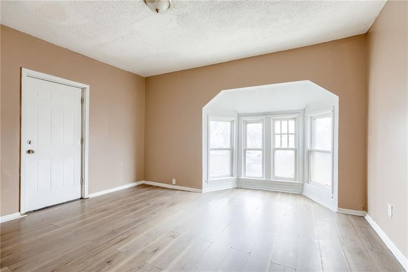 7001 E 12th Ter, Kansas City, MO 64126