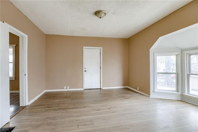 7001 E 12th Ter, Kansas City, MO 64126
