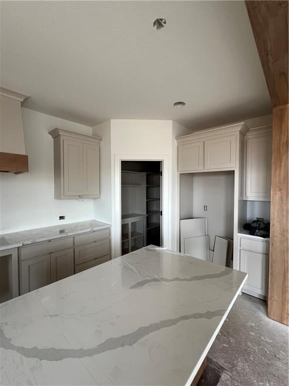 2203 178th Ter, Overland Park, KS 66085