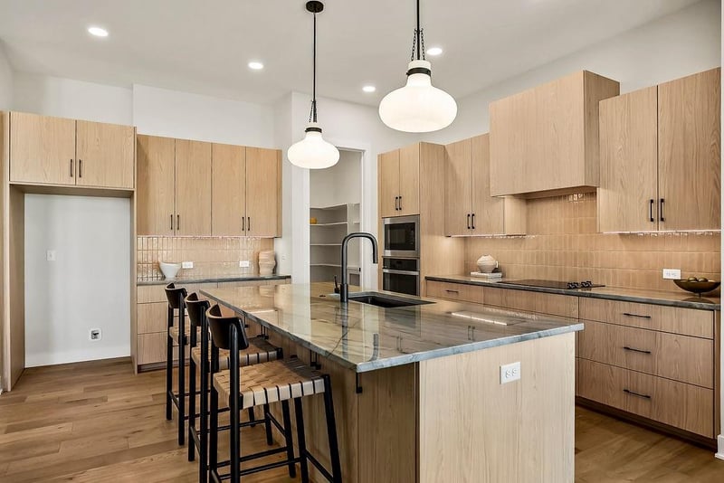 17812 Rainbow Blvd, Overland Park, KS 66085