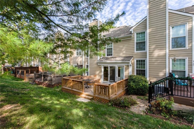 9417 120th St, Overland Park, KS 66213