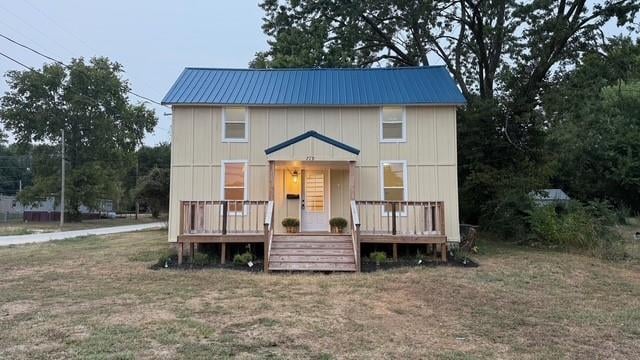 719 Olive St, Bolivar, MO 65613
