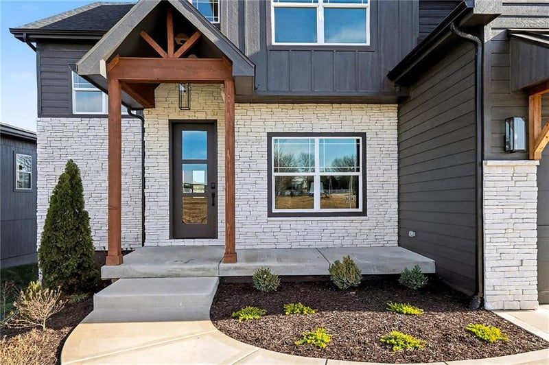 18409 Caenen St, Overland Park, KS 66013