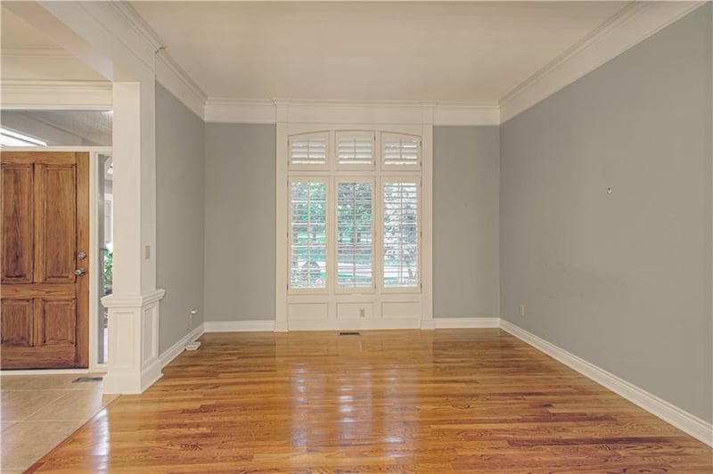 4217 114th St, Leawood, KS 66211