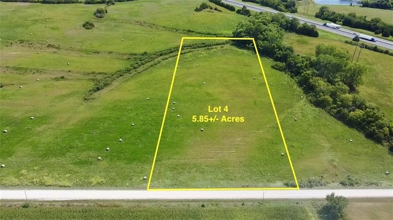 Lot 4 238th St, Tonganoxie, KS 66086
