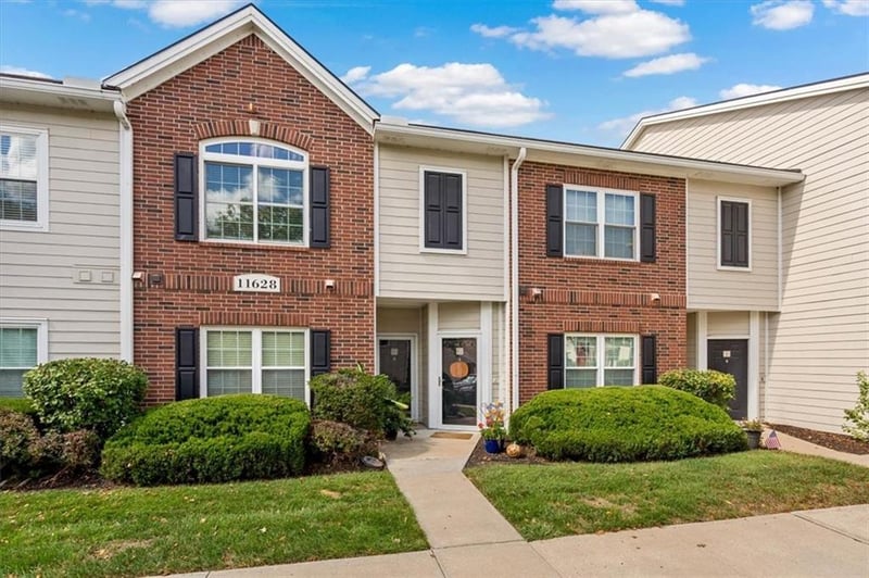 11628 Tomahawk Creek Pw #G, Leawood, KS 66211