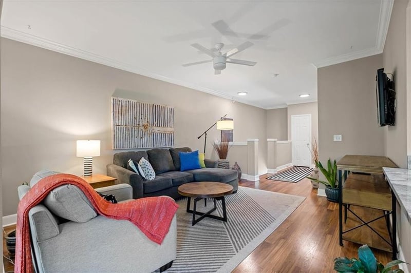 11628 Tomahawk Creek Pw #G, Leawood, KS 66211