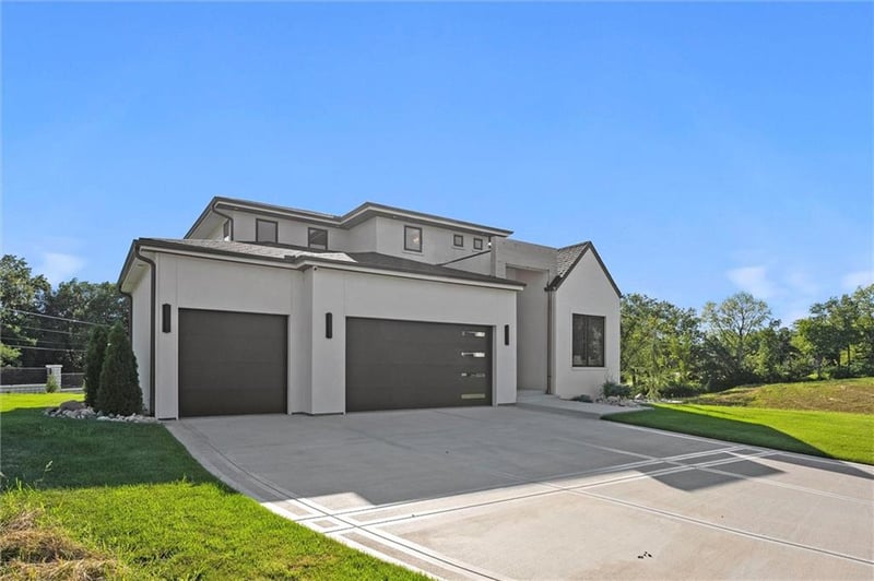 2621 NW 84th Pl, Kansas City, MO 64154
