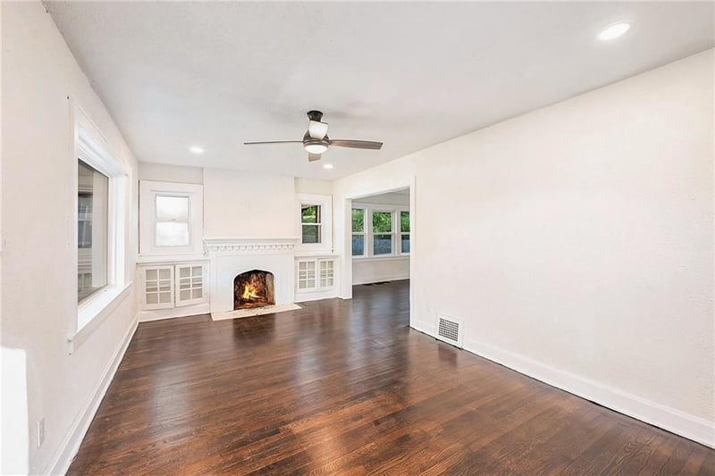 5158 Brookwood Ave, Kansas City, MO 64110