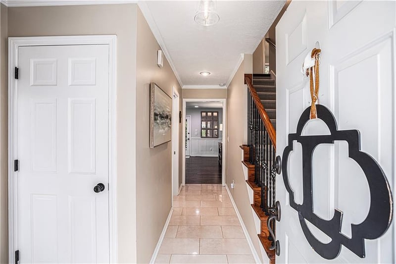 6710 Broadmoor St, Overland Park, KS 66204