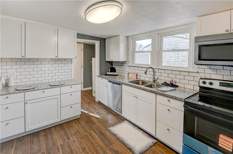 204 Rogers St, Independence, MO 64050