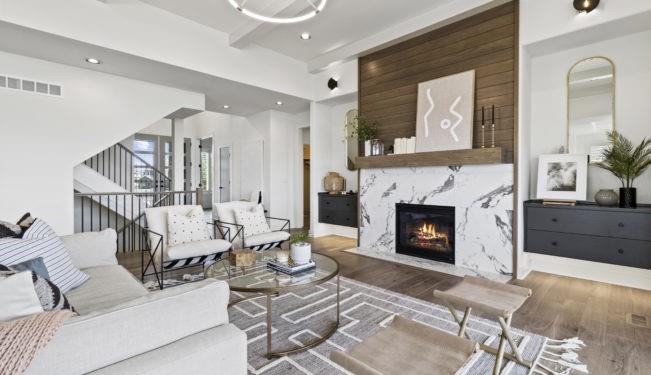 17604 Carter St, Overland Park, KS 66221