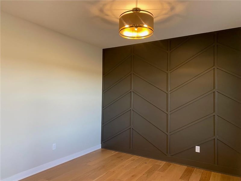 18637 193rd St, Spring Hill, KS 66083