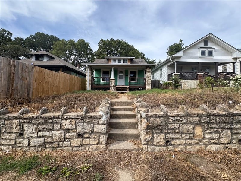6024 E 16th St, Kansas City, MO 64126