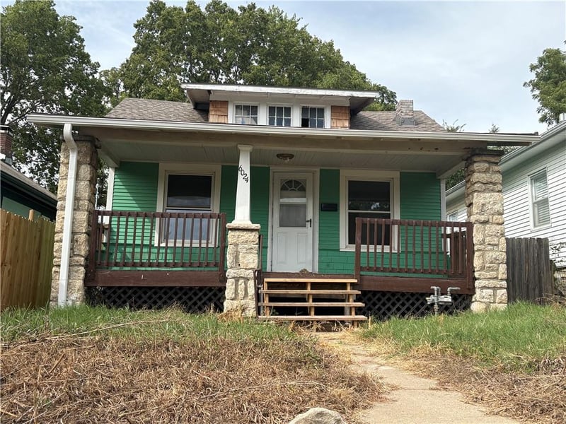 6024 E 16th St, Kansas City, MO 64126