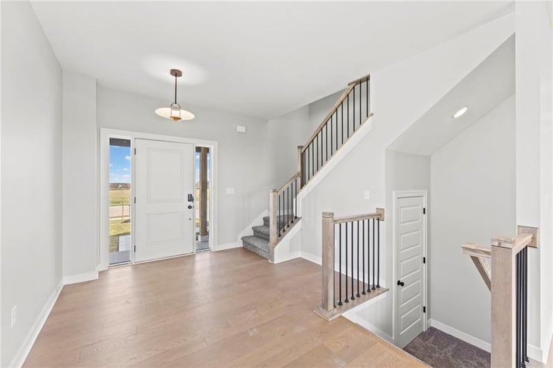 18593 193rd St, Spring Hill, KS 66083