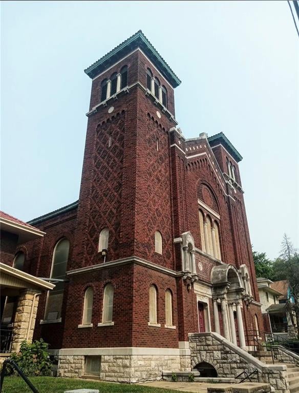 934 Norton Ave, Kansas City, MO 64127