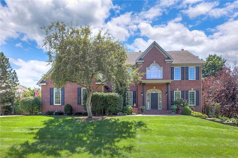 5701 W 148th Pl, Overland Park, KS 66223