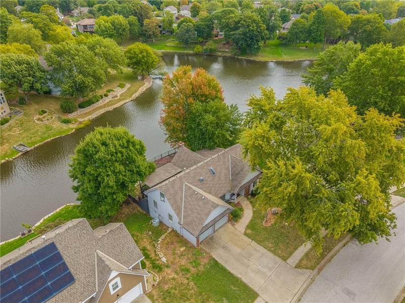 8605 Beaman Ave, Kansas City, MO 64154