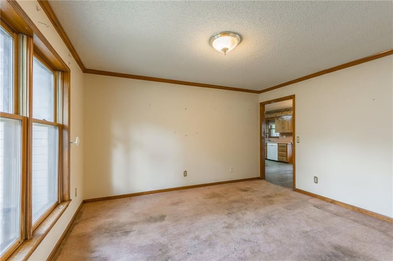 8605 Beaman Ave, Kansas City, MO 64154