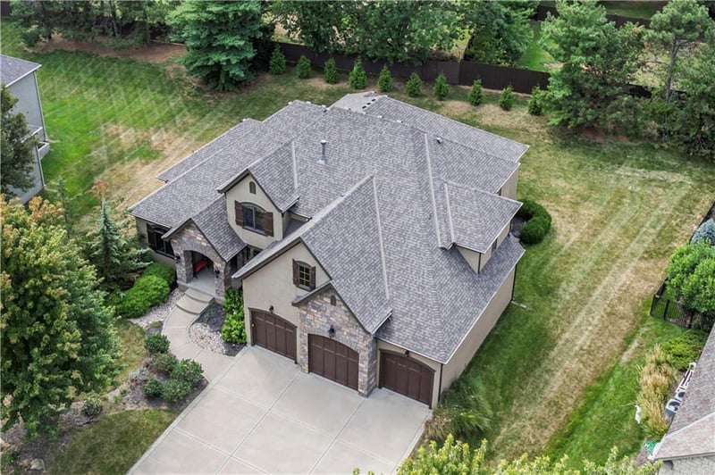 15216 Perry St, Overland Park, KS 66221