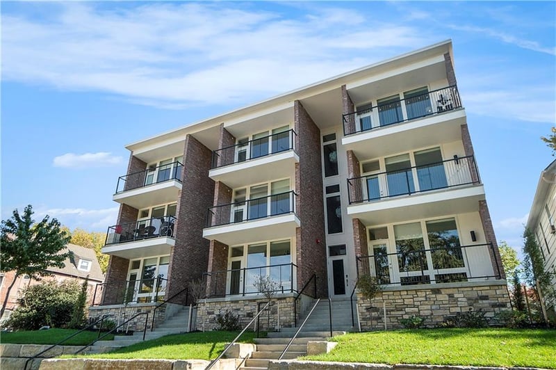 3933-3937 Kenwood Ave, Kansas City, MO 64110