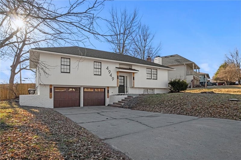 4949 Laramie Ln, Kansas City, MO 64129