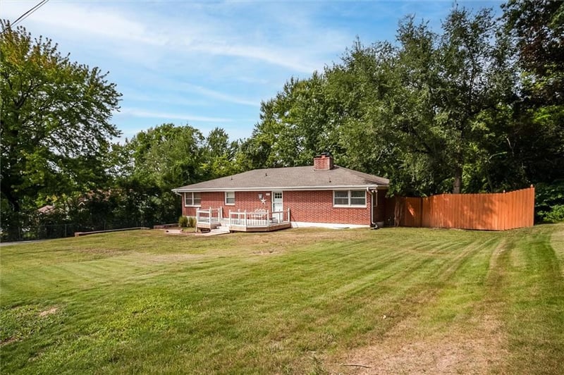 4120 Hawthorne Ave, Kansas City, MO 64133