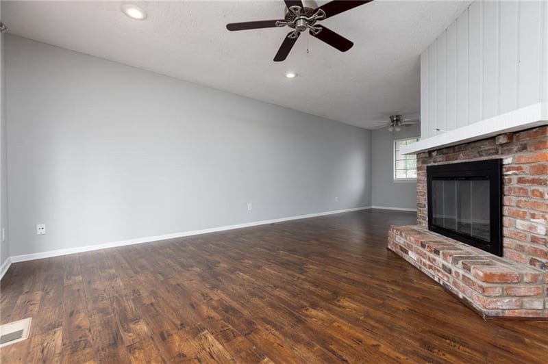 12696 108th Ter, Overland Park, KS 66210