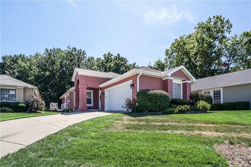 7809 Cherry St, Kansas City, MO 64118