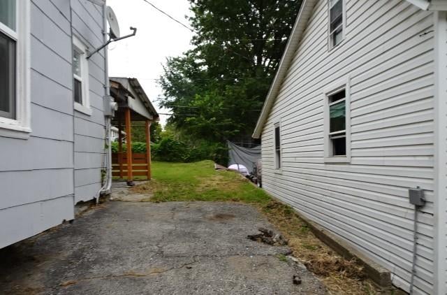 2739 Brighton Ave, Kansas City, MO 64128